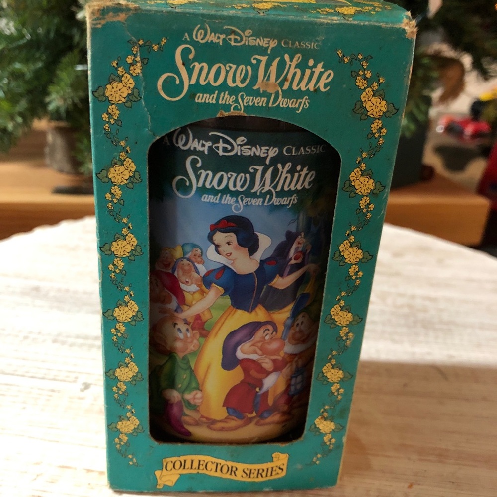 1994 Burger King Snow White glass G1
